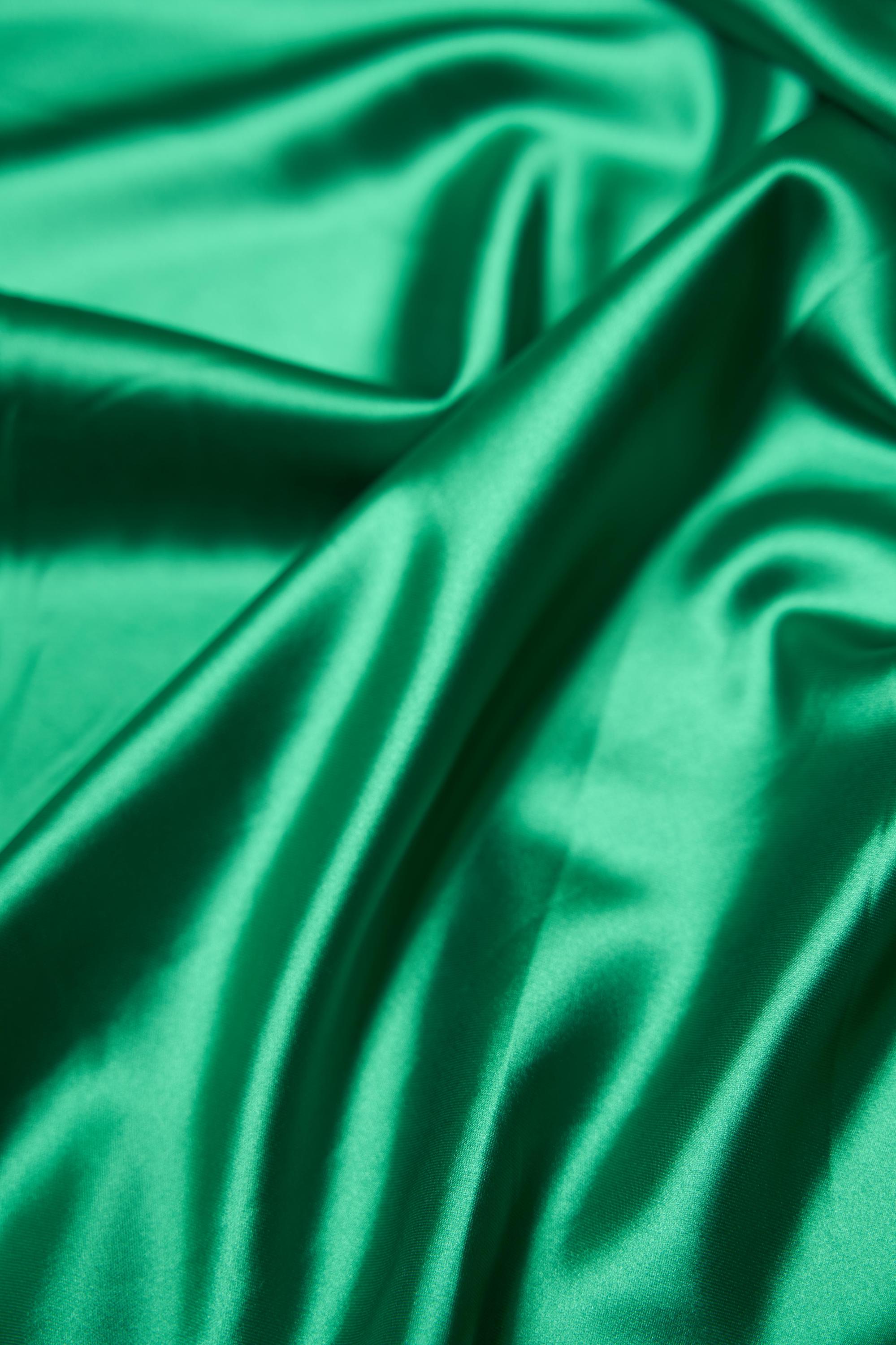 Kelly Green Fabric, Fabric by the Yard, Luxury Satin Fabric, Kelly Green Silk Fabric, Stretch Shiny Fabric, Fabric for Dress