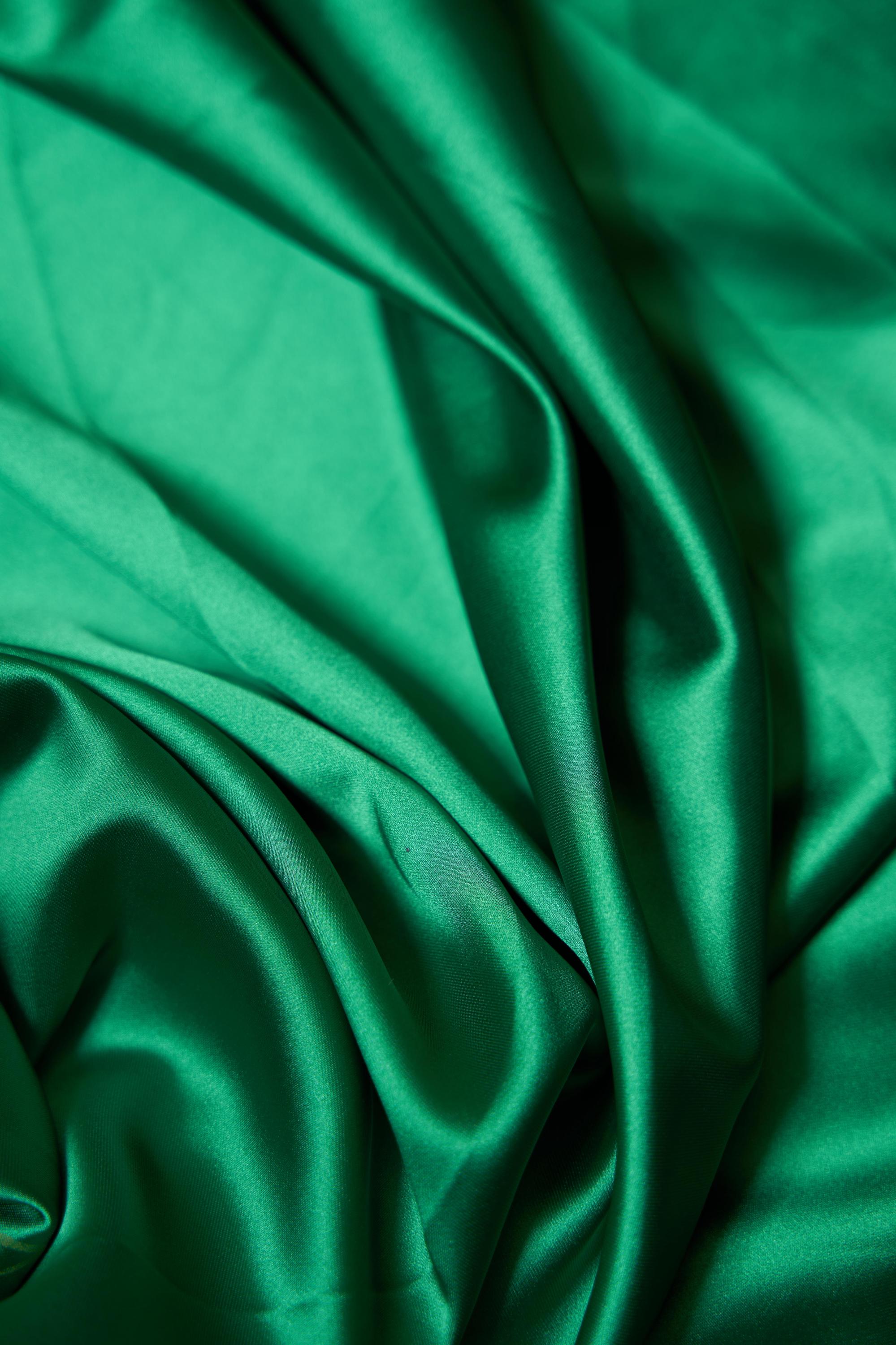 Kelly Green Fabric, Fabric by the Yard, Luxury Satin Fabric, Kelly Green Silk Fabric, Stretch Shiny Fabric, Fabric for Dress