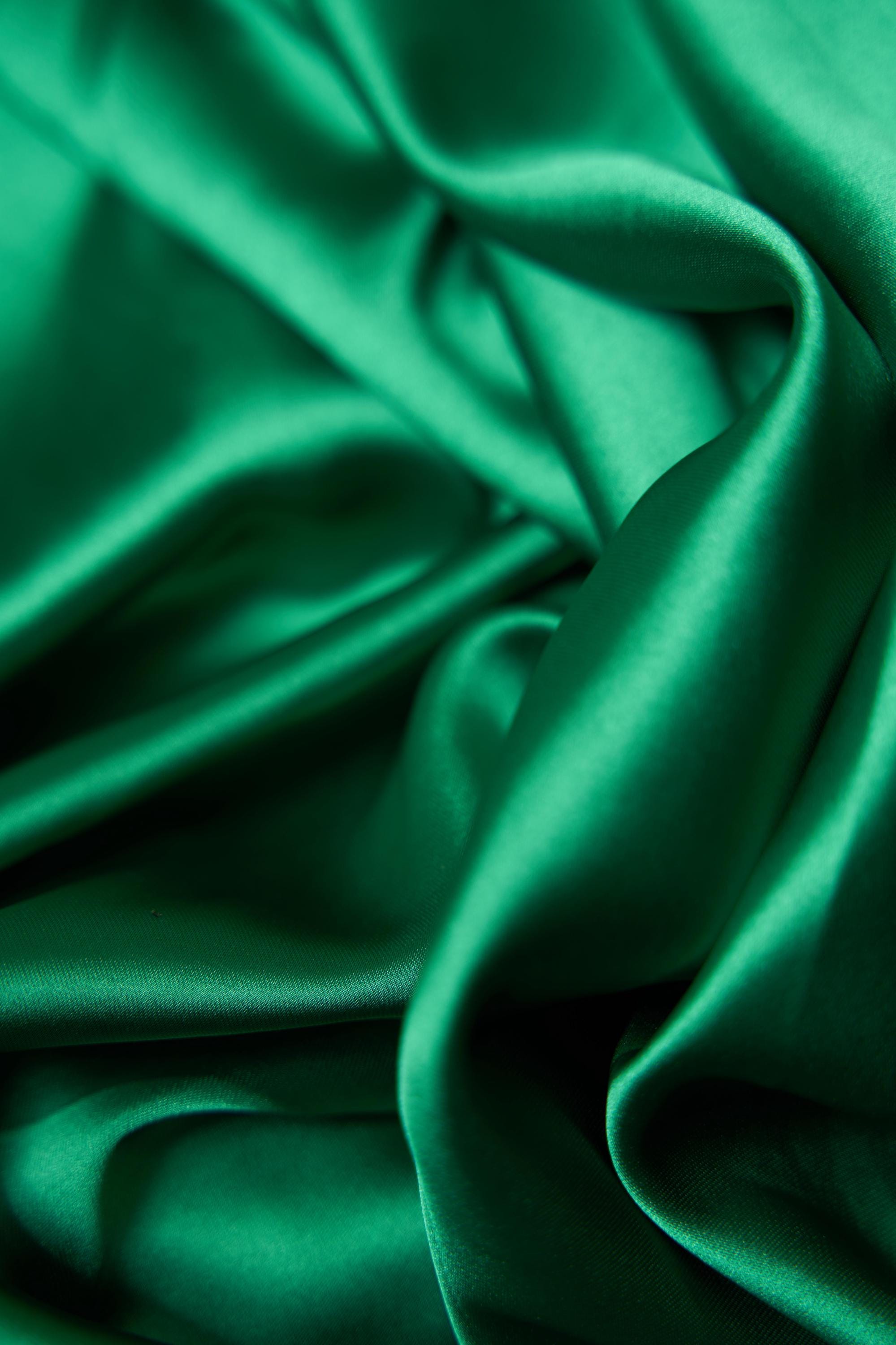 Kelly Green Fabric, Fabric by the Yard, Luxury Satin Fabric, Kelly Green Silk Fabric, Stretch Shiny Fabric, Fabric for Dress