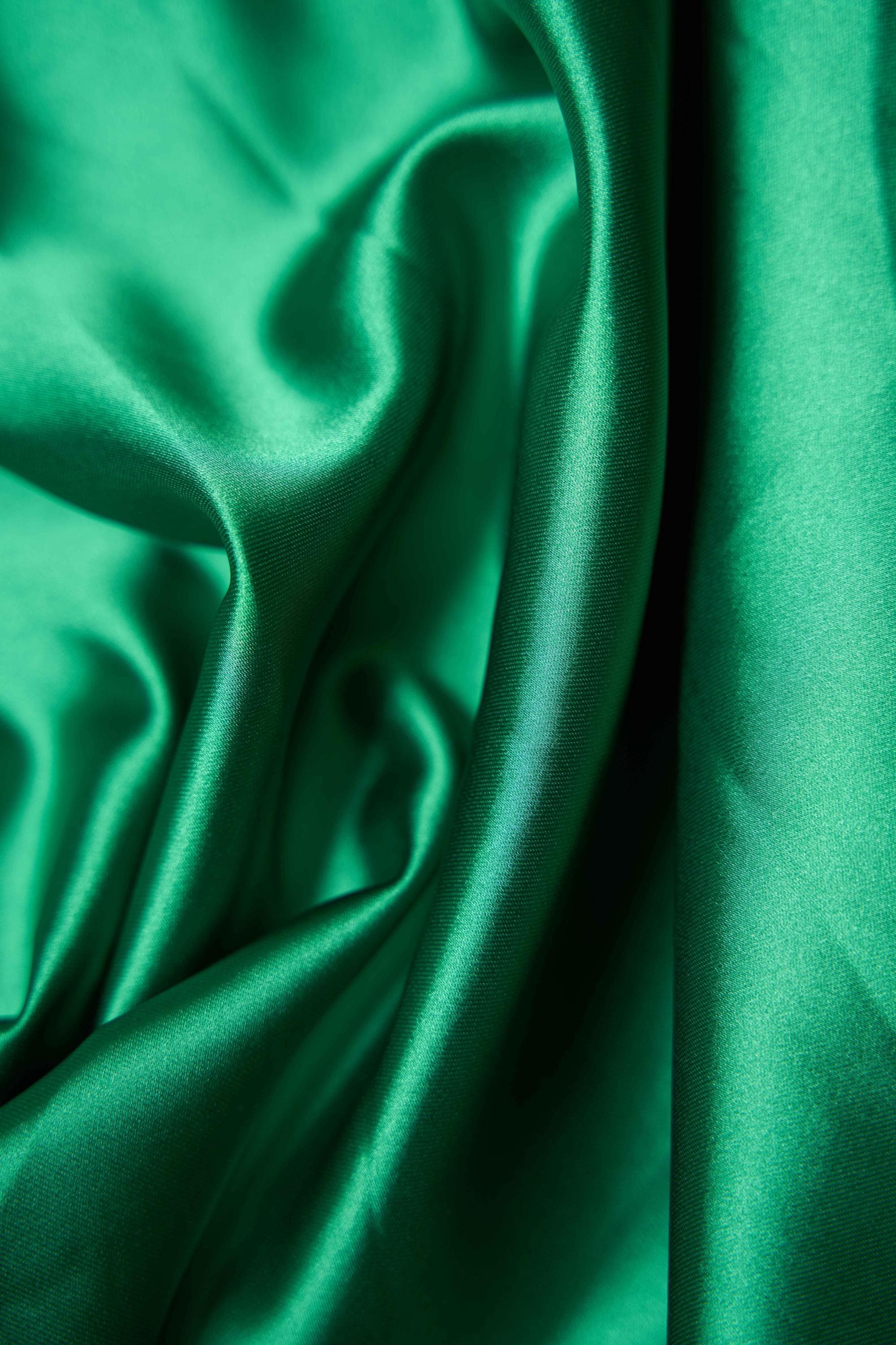 Kelly Green Fabric, Fabric by the Yard, Luxury Satin Fabric, Kelly Green Silk Fabric, Stretch Shiny Fabric, Fabric for Dress