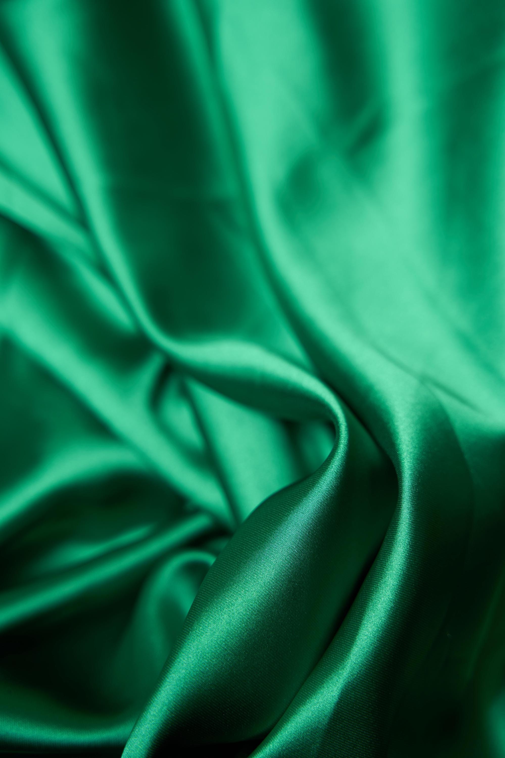 Kelly Green Fabric, Fabric by the Yard, Luxury Satin Fabric, Kelly Green Silk Fabric, Stretch Shiny Fabric, Fabric for Dress